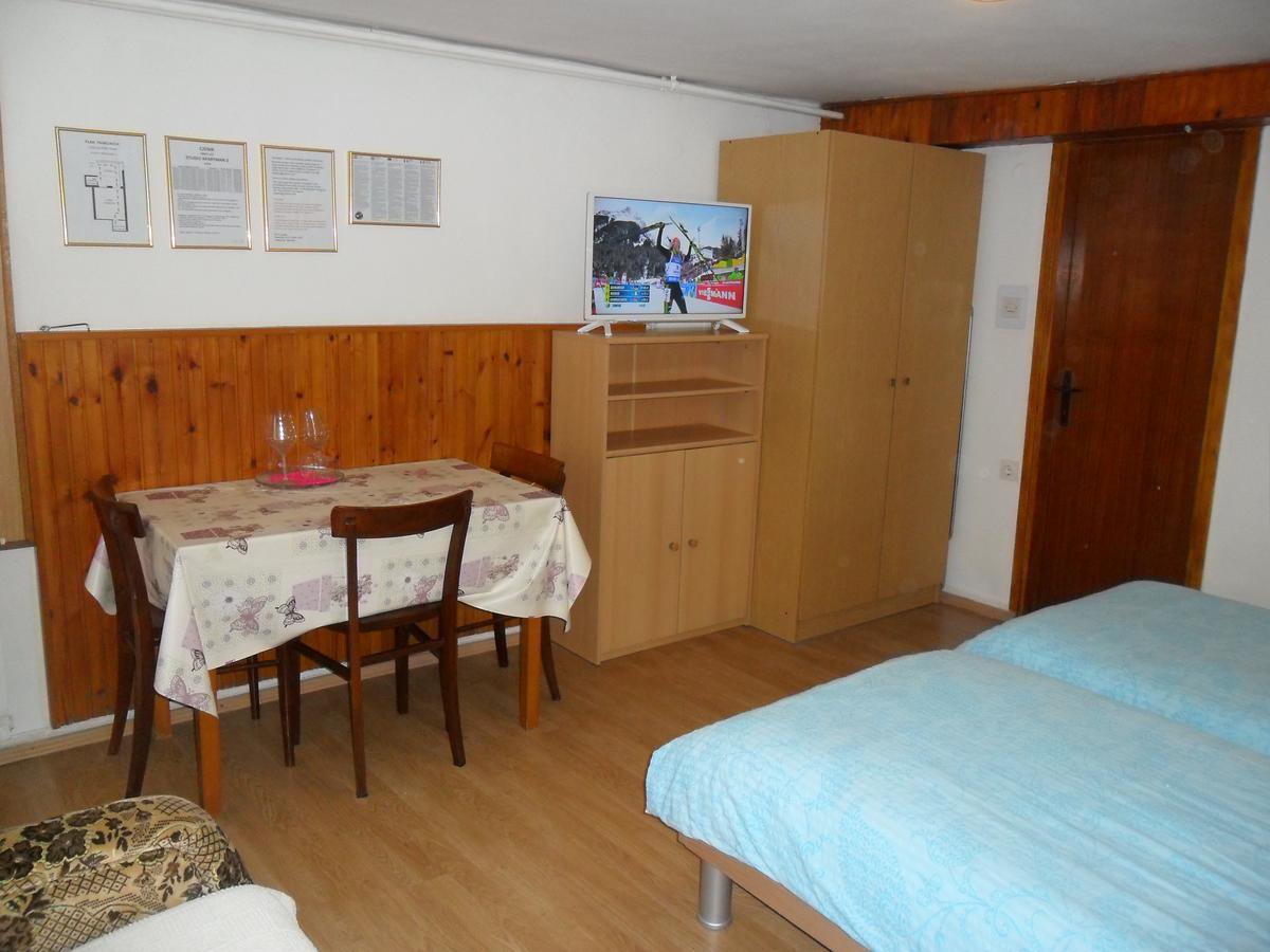 Vile Park Studio Apartments Porec Ngoại thất bức ảnh