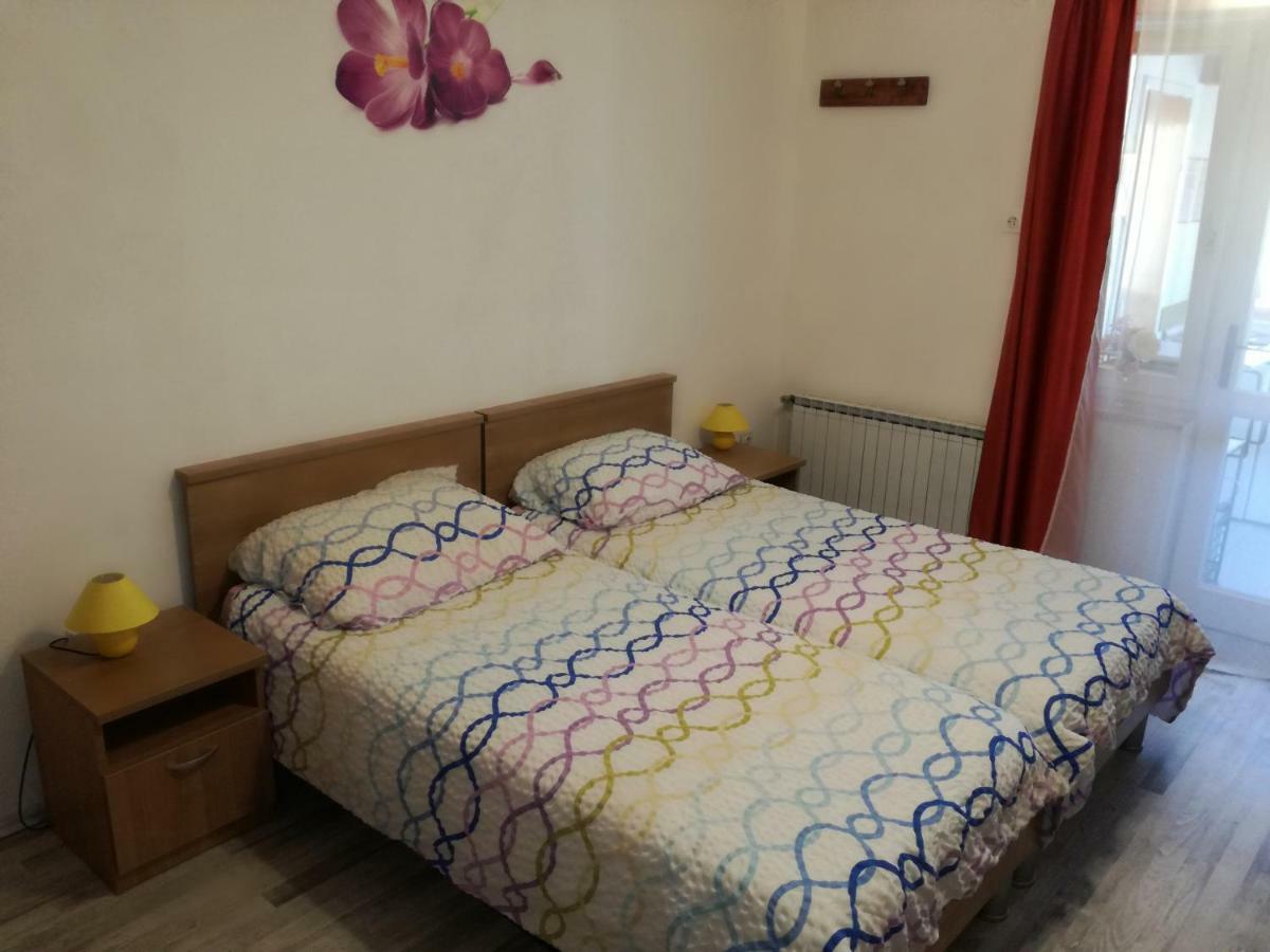Vile Park Studio Apartments Porec Ngoại thất bức ảnh