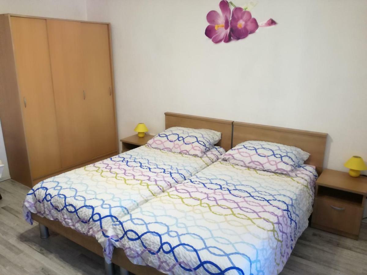Vile Park Studio Apartments Porec Ngoại thất bức ảnh